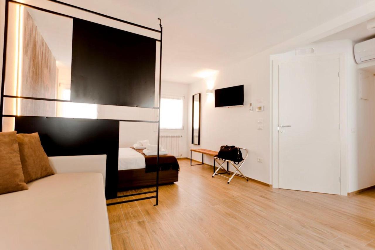 Colibri House Apartsuite Chioggia Sottomarina Kültér fotó
